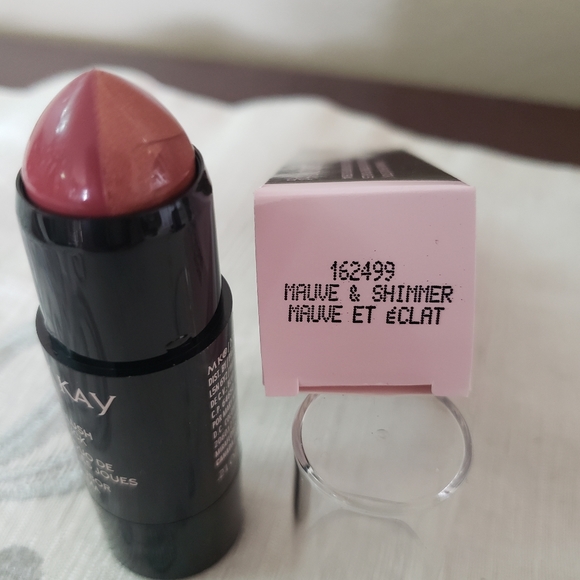 Rubor - Picture 2 of 3